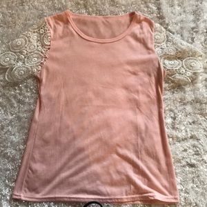 Soft pink shirt 👚